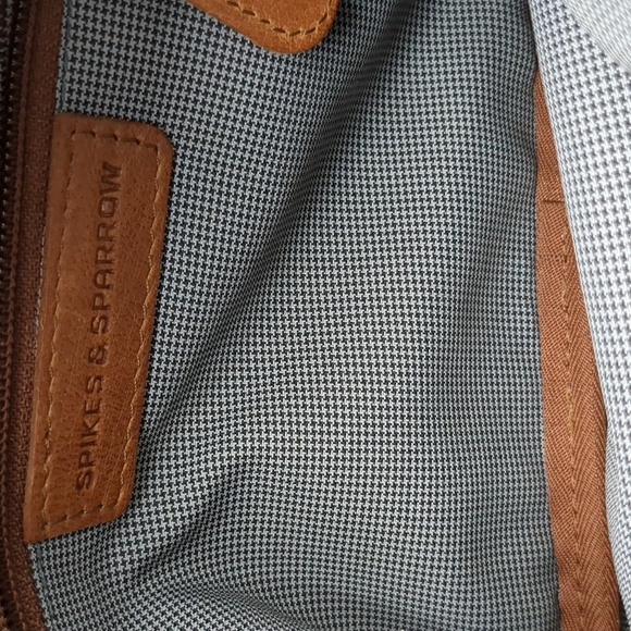 Spikes and sparrows belt pack - Picture 4 of 8